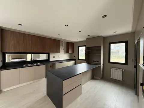Casa en Venta en Vida, USD 660.000