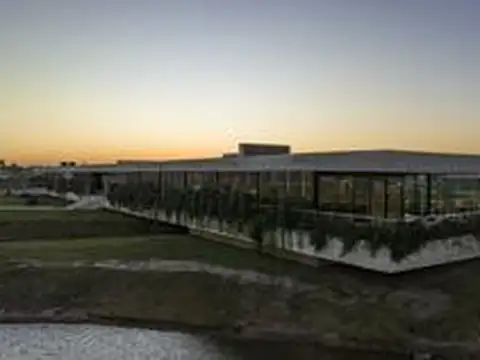 CASA A LA VENTA EN CONSTRUCCION EN BARRIO VIDA FUNES