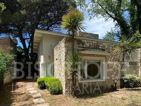 VENTA EN BLOCK, 4 DÚPLEX DE 2 AMBIENTES CADA UNO