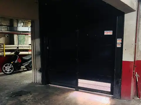 VENTA COCHERA CUBIERTA MONTE CASTRO