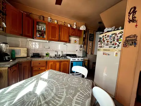 Depto Tipo Casa 5 ambientes con 3 baños