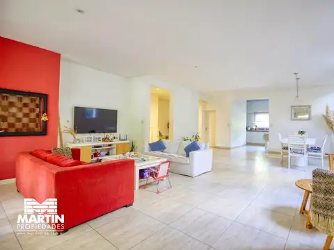 Casa 5 ambientes con 1 baño