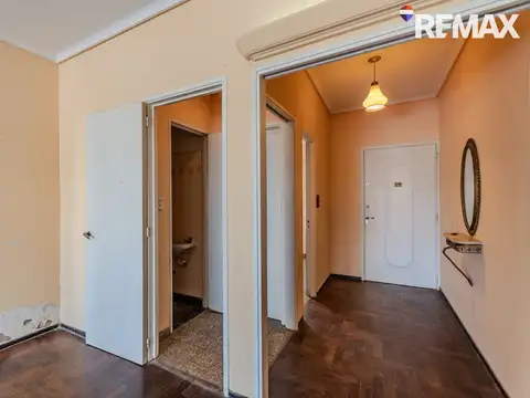 Depto en venta 3 amb, con balcón. Bajo Belgrano.