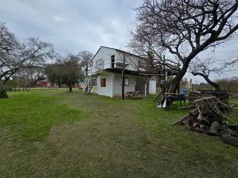CASAQUINTA EN VENTA- A METROS DEL RIO - ARROYO LEYES KM 20