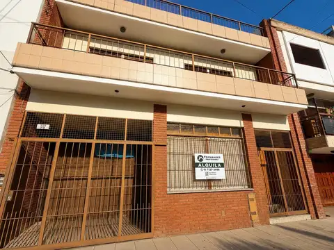 Alquiler PH de 2 ambientes en Wilde centro. Opcional cochera