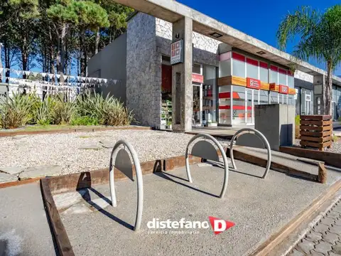 Local - Alquiler - Argentina, Pinamar - CONSTITUCION 1502