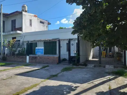 Casa en Venta en La Plata [Cod: 161-13621]