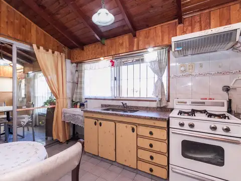 Casa en Venta con 1 cochera