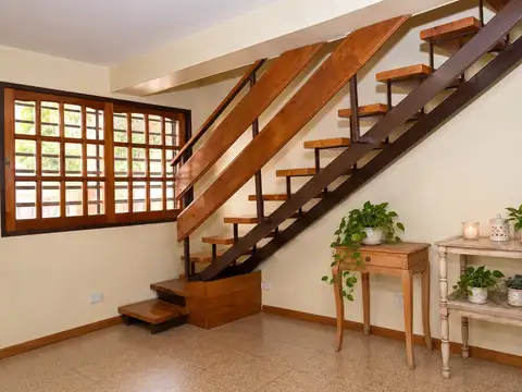 Depto Tipo Casa en Venta de 4 dormitorios