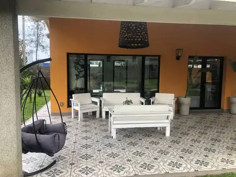 Pedro del Castillo 3800