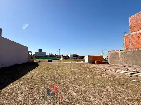 LOTE EN DOCTA BOULEVARD (Sector Malagueño)