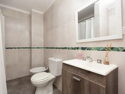 VENTA DEPTO 2AMB C/COCHERA EN HURLINGHAM-PERMUTA