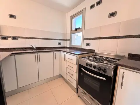 Departamento en Alquiler en Terminal de Omnibus, $ 650.000