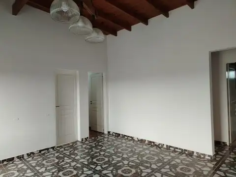 Casa en Venta en Carlos Spegazzini, USD 130.000