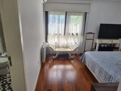 Departamento 6 ambientes con 2 baños