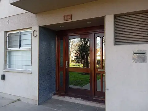 DEPARTAMENTO EN MONOBLOCK 4 AMBIENTES EN BALCARCE