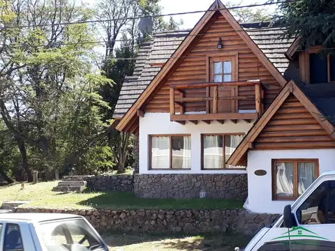 Lote con Dúplex zona Comercial