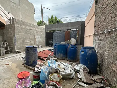 Local en Alquiler en Quilmes, $ 1.800.000