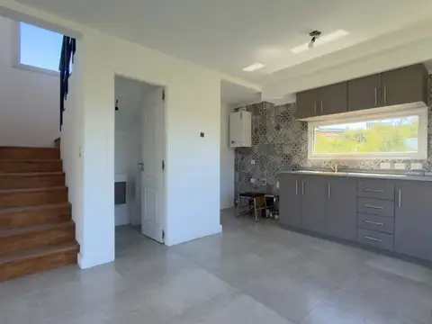 Depto Tipo Casa en Venta 1 año