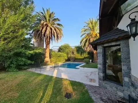 Casa en Venta en Country Club Banco Provincia, USD 380.000