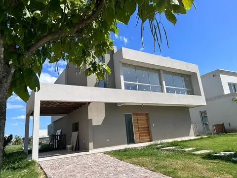 Casa en venta Barrio Ceibos , Puertos del Lago