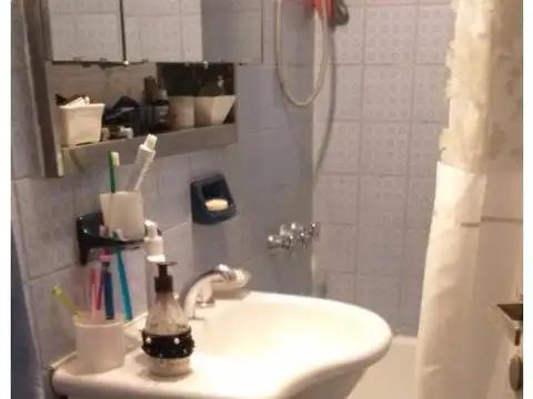 Depto Tipo Casa en Venta 40 años