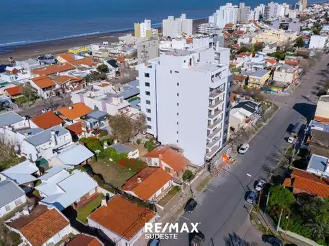 VENTA DEPTO 3 AMB COCHERA CENTRO MONTE HERMOSO