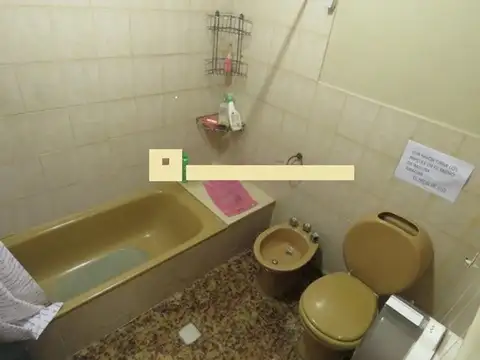 casa de 8 ambientes y 3 baños