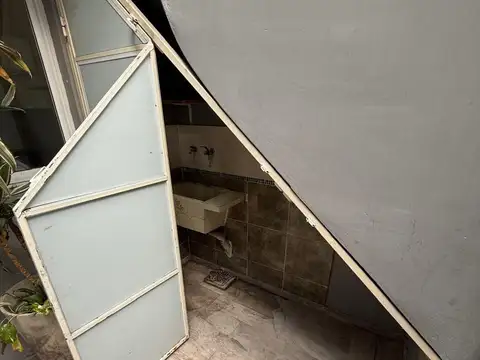 Depto Tipo Casa en Venta 89 años