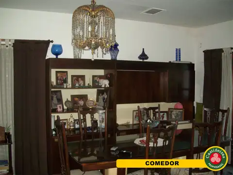 Importante Chalet en Venta  