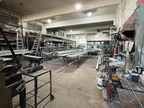 Galpon en Alquiler 10  mts Frente