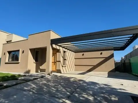 Se vende casa a estrenar en el B °LAR DE VIEYTES III