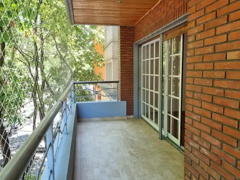 Departamento en Alquiler con 1 cocheras