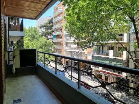 Departamento 4 ambientes con 3 baños