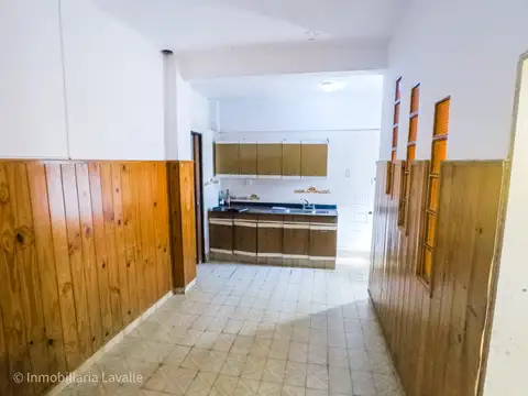 Casa 3 ambientes con 1 baño