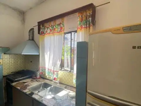 Venta Casa 4 ambientes Pilar Barrio Villa Astolfi, a metros de la estación a refaccionar