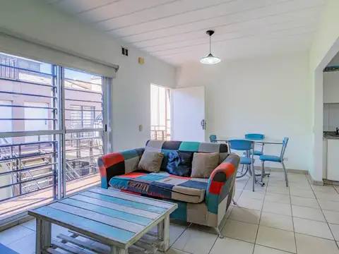 Departamento 2 ambientes Villa Devoto con Cochera Venta