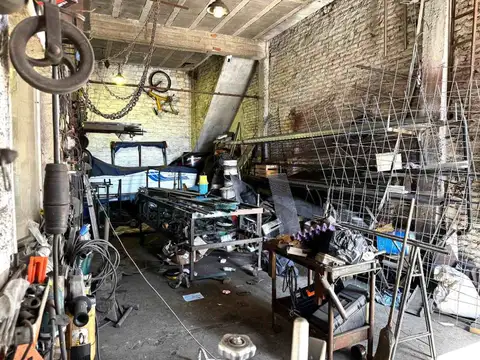 GALPON EN VENTA EN PERGAMINO CON DEPARTAMENTO