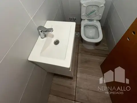 Depto Tipo Casa en Venta en Castelar Sur, USD 95.000