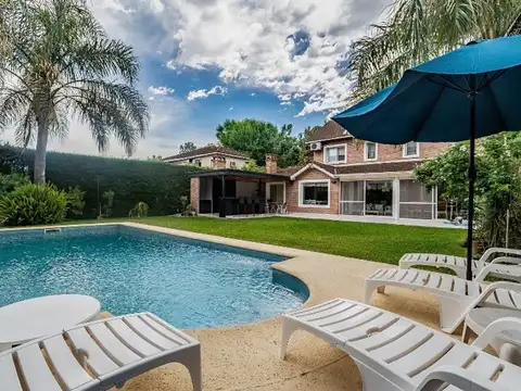 CASA BARRIO BERMUDAS RUTA 26