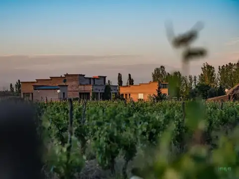 Casa en Venta en Las Paredes, USD 950.000