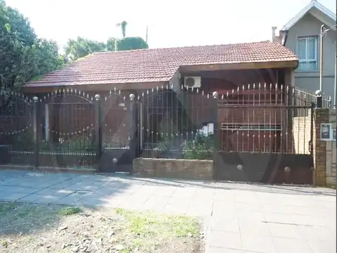 EXCELENTE CHALET EN VENTA · ITUZAINGÓ NORTE / CENTRO