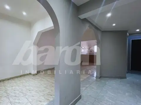 Casa en Venta en Temperley, USD 178.000