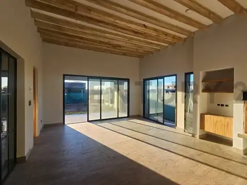 Casa en Venta en Rincon Viamonte, USD 385.000