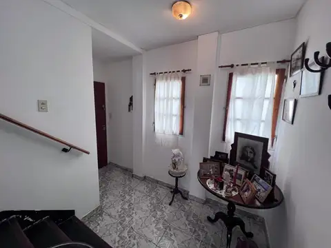 Depto Tipo Casa en Venta en Villa Pueyrredon, USD 150.000
