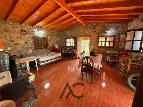 Casa 3 ambientes con 1 baño