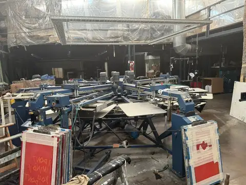 Galpon sobre lote propio 17,32M x 33M y 42 M