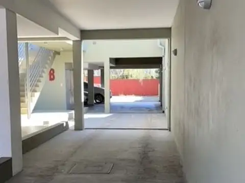 67 E/ 22 Y 23- COCHERA DESCUBIERTA