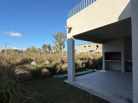 Casa en Alquiler en Pilar, USD 1.300