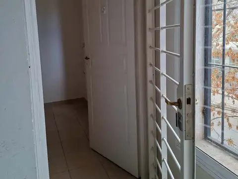 Depto Tipo Casa en Alquiler de 2 ambientes